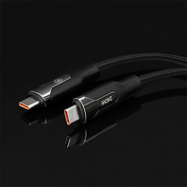 USB-C® 3.1 GeN2 Sync & Charge Cable (240W)